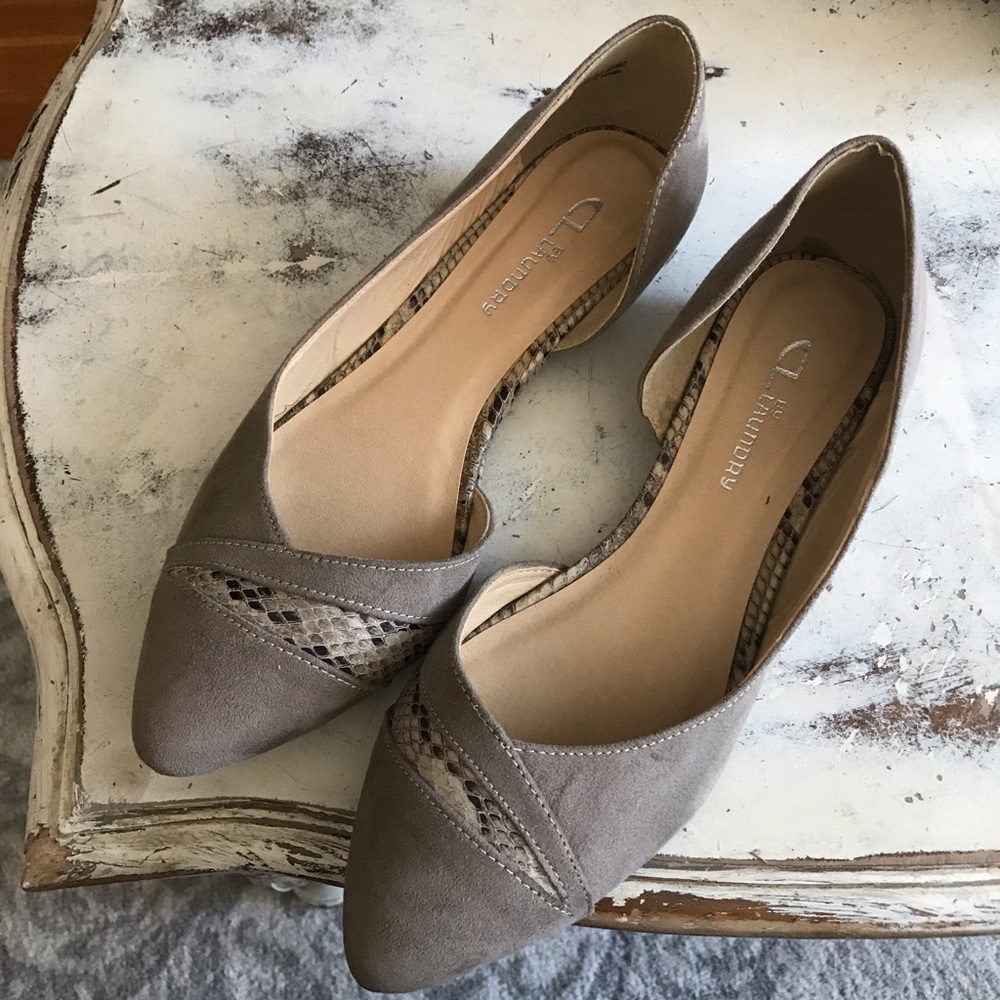 CL Laundry taupe snake print flats